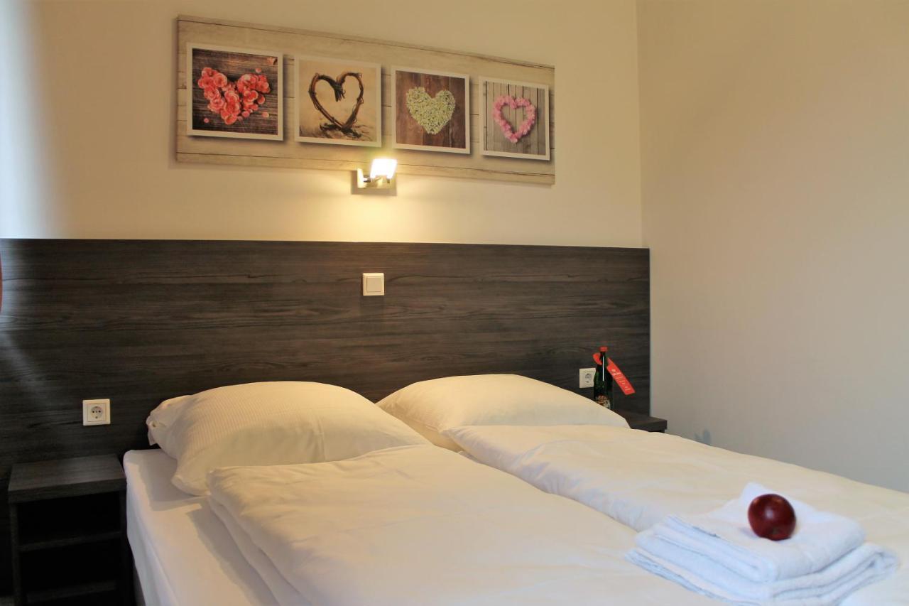 Pionier Hotel Hamburg Wandsbek Экстерьер фото