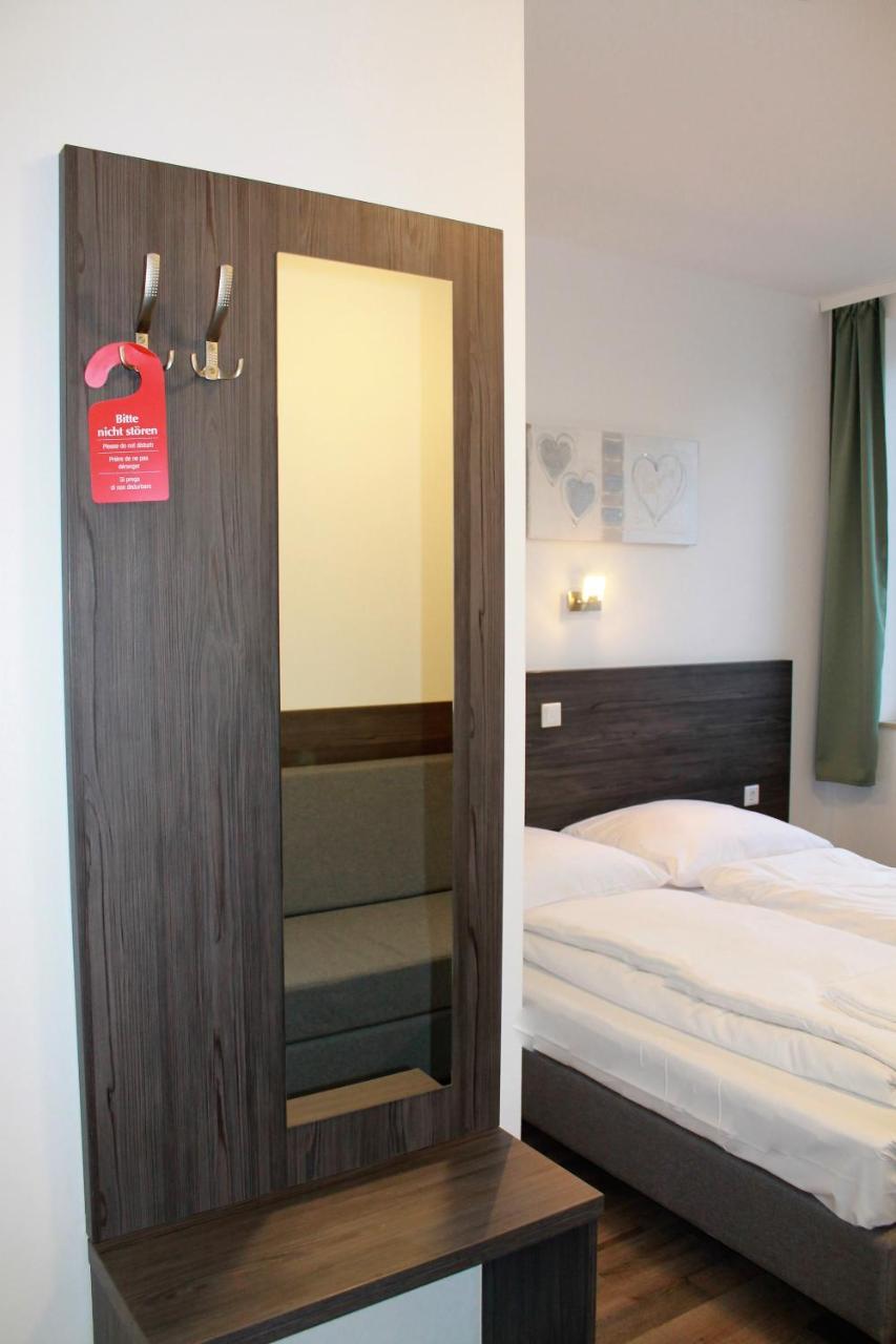 Pionier Hotel Hamburg Wandsbek Экстерьер фото